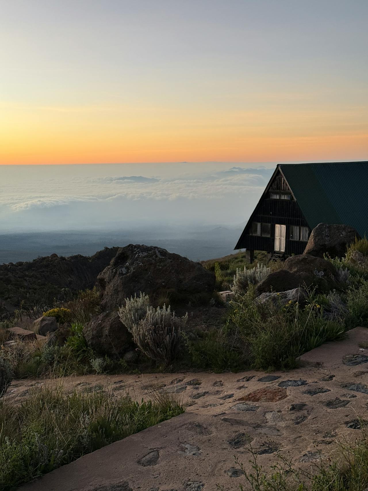 marangu route hut accommodation guide